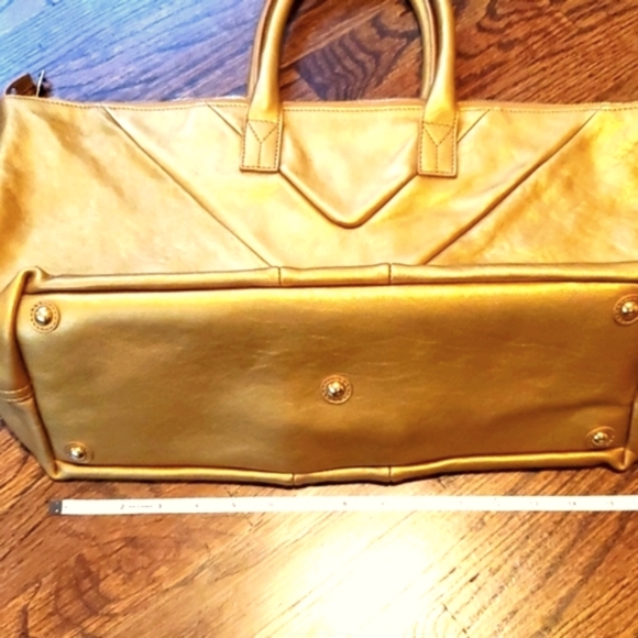 Yves Saint Laurent Easy Y Gold Bag - EUC - Picture 9 of 14